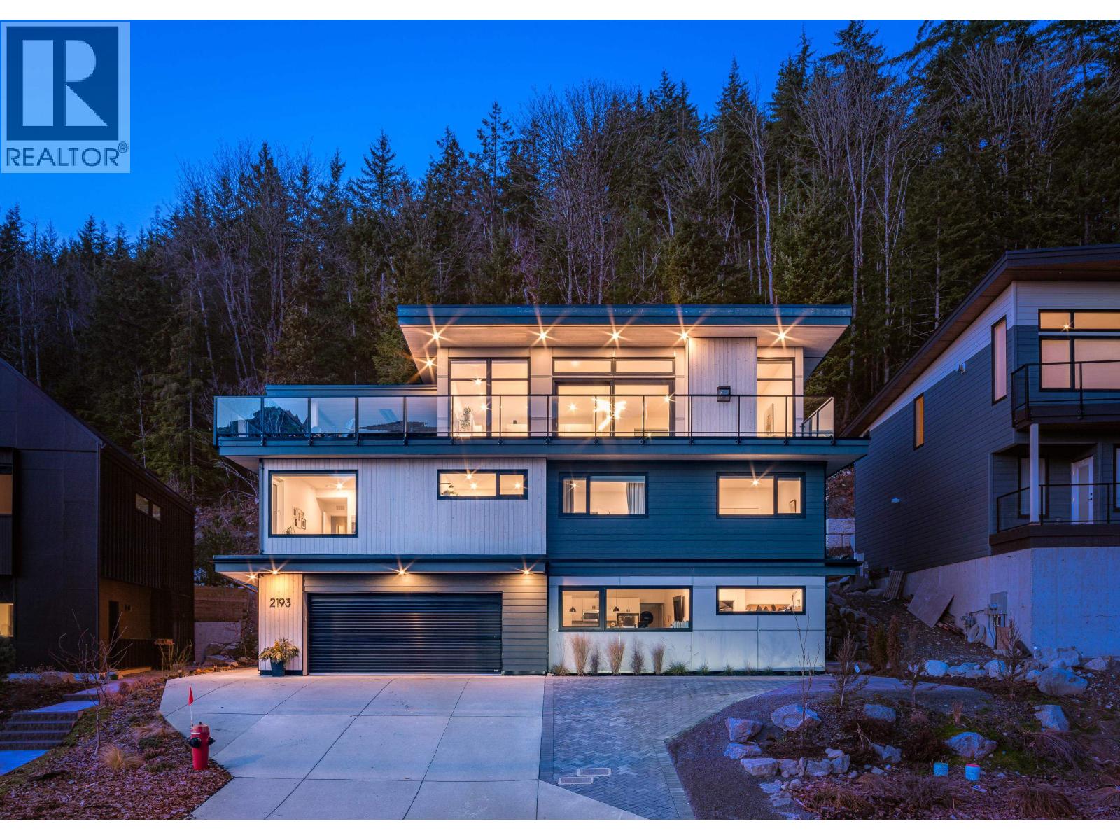 2193 Crumpit Woods Drive, Squamish, British Columbia  V8B 0T6 - Photo 38 - R3069081