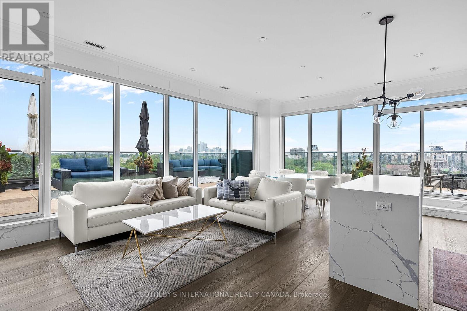 901 - 6 PARKWOOD AVENUE, Toronto, Ontario