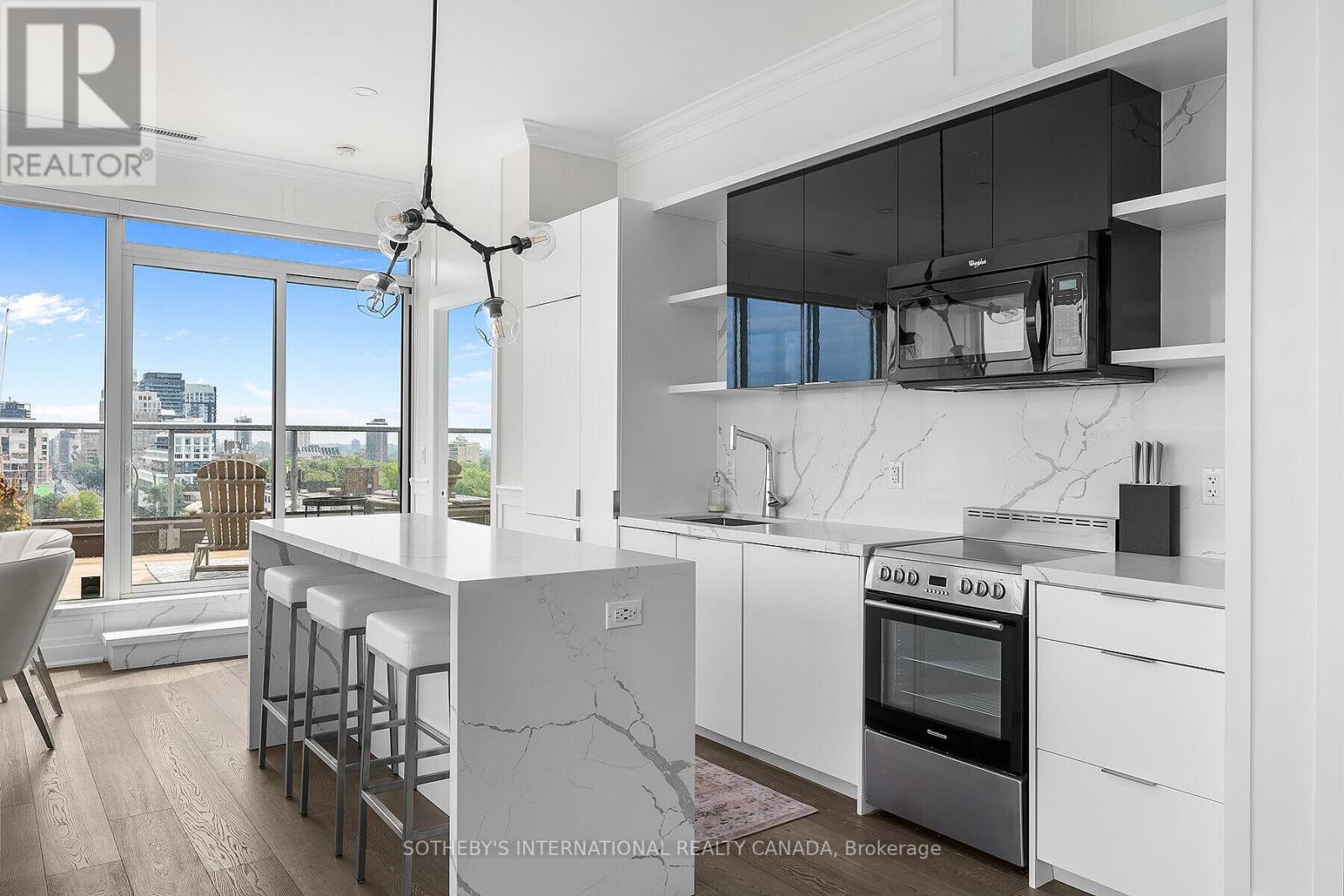 901 - 6 Parkwood Avenue, Toronto, Ontario  M9V 2V4 - Photo 10 - C12563892