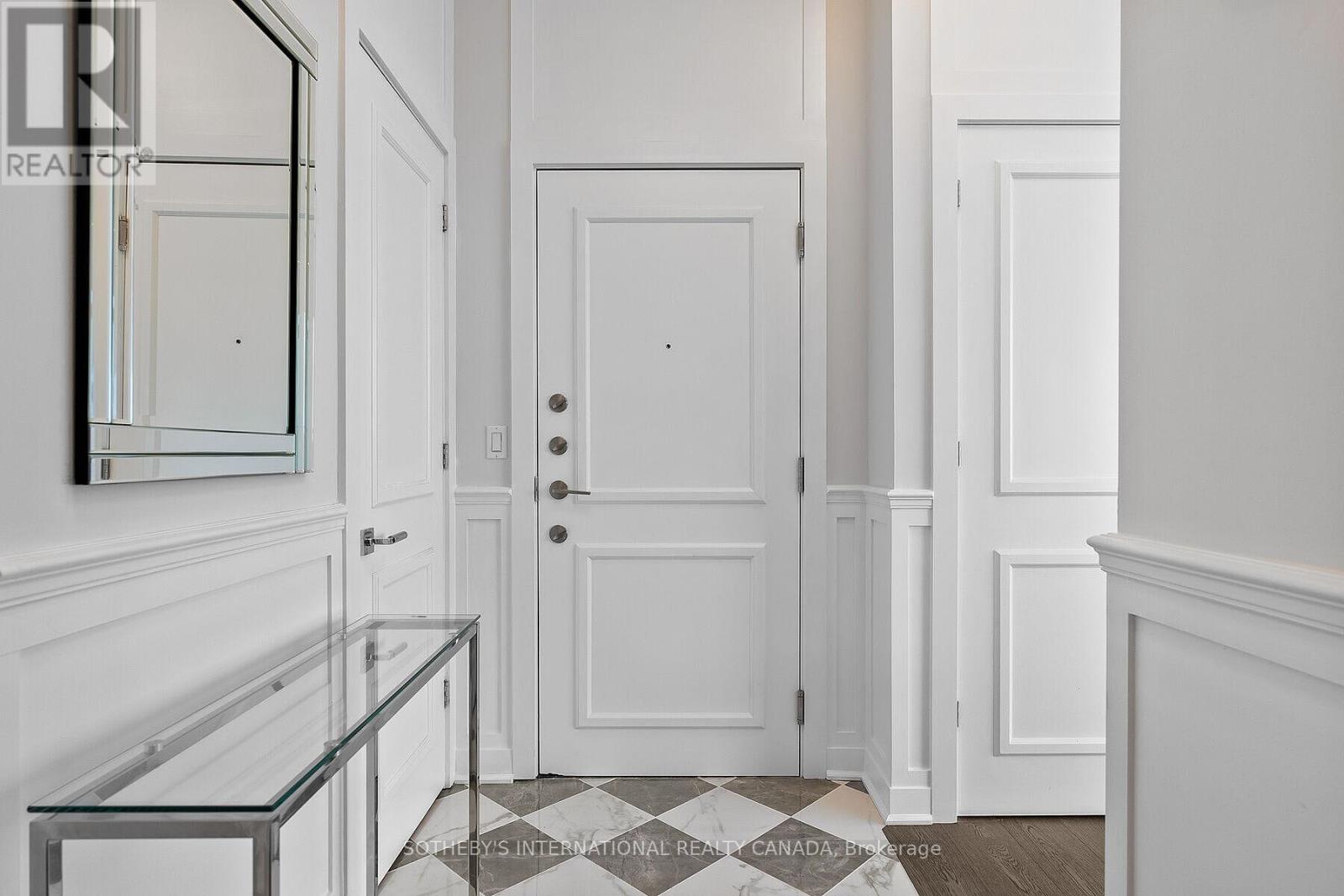 901 - 6 Parkwood Avenue, Toronto, Ontario  M9V 2V4 - Photo 3 - C12563892