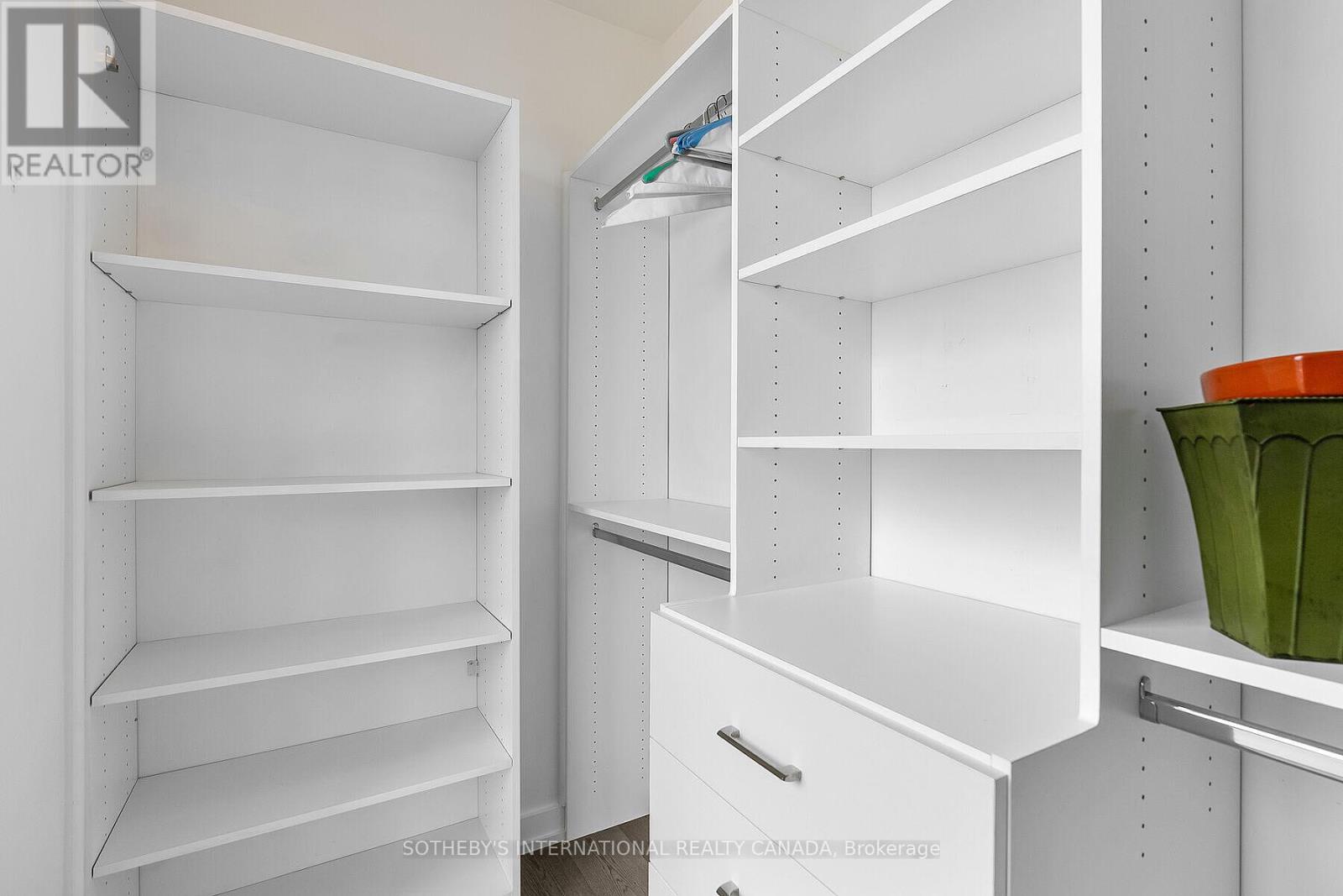 901 - 6 Parkwood Avenue, Toronto, Ontario  M9V 2V4 - Photo 31 - C12563892