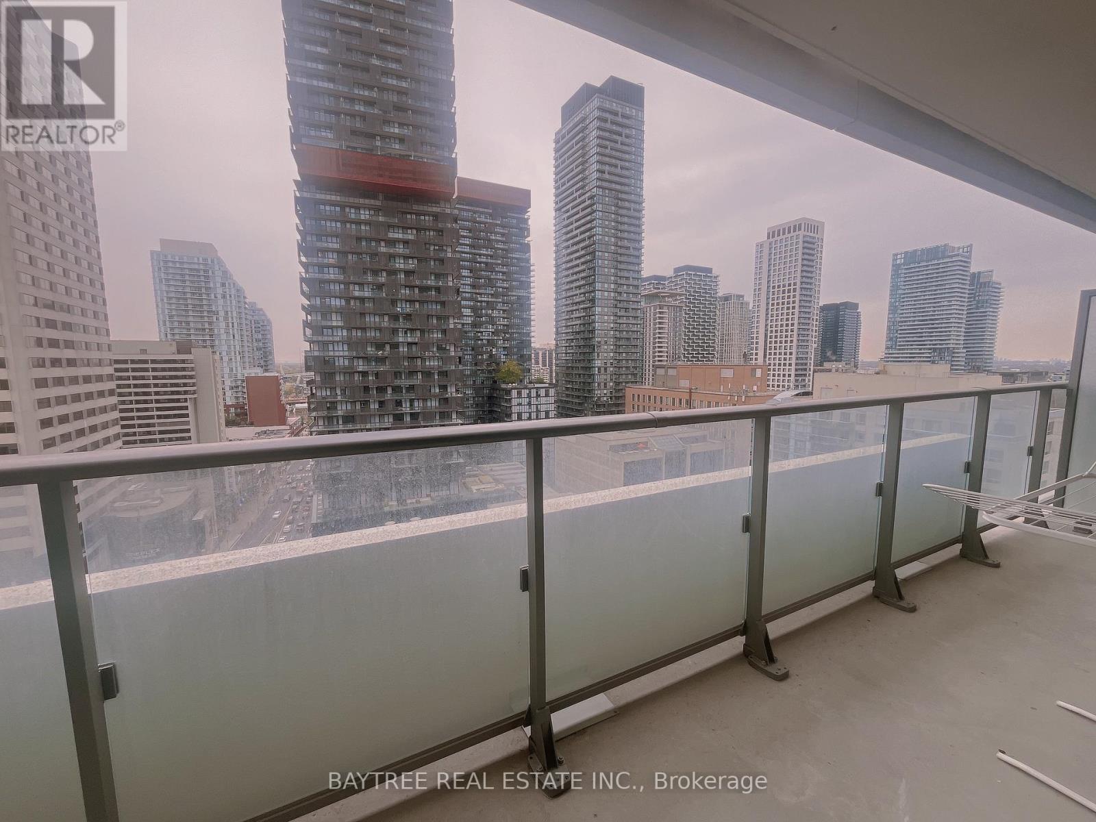 1610 - 2221 Yonge Street, Toronto, Ontario  M4S 0B8 - Photo 9 - C12563948