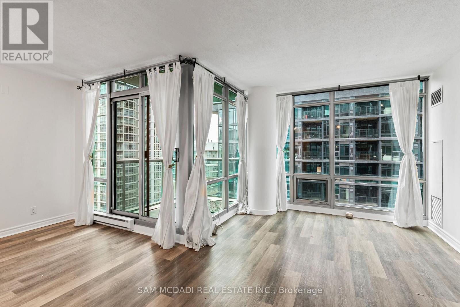 1006 - 81 Navy Wharf Court, Toronto, Ontario  M5V 3S2 - Photo 15 - C12563974