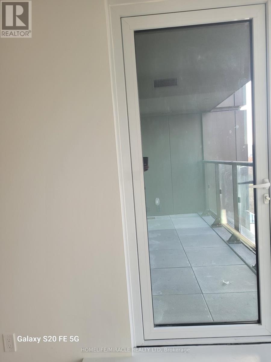 516 - 1 Quarrington Lane, Toronto, Ontario  M3C 0S4 - Photo 13 - C12559232