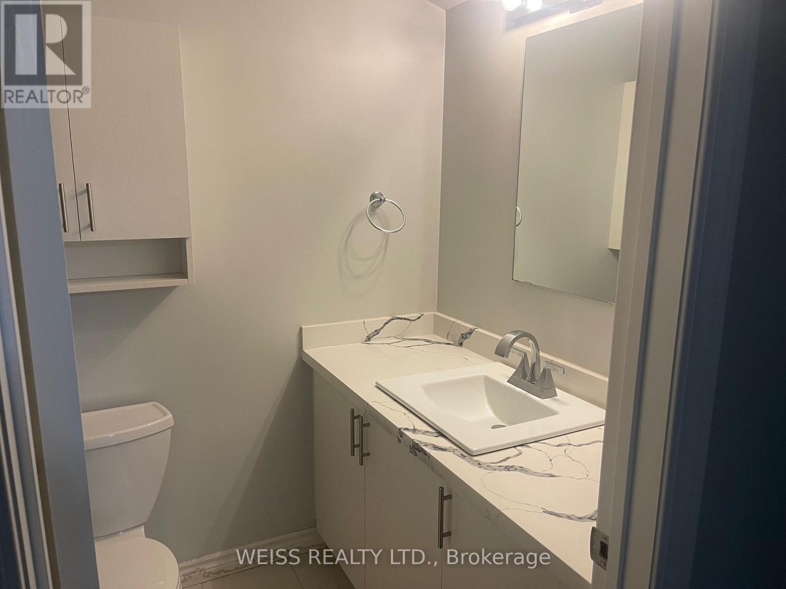 107 - 75 Weldrick Road E, Richmond Hill, Ontario  L4C 0H9 - Photo 5 - N12476409