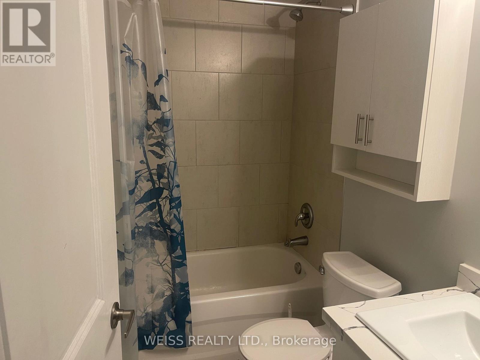 107 - 75 Weldrick Road E, Richmond Hill, Ontario  L4C 0H9 - Photo 10 - N12476409