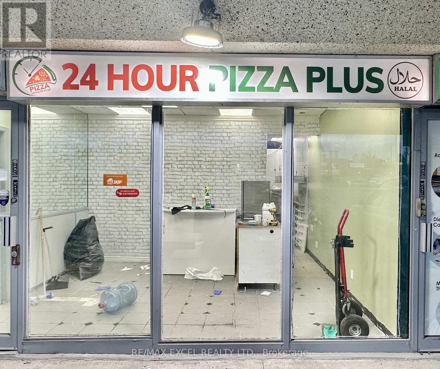 2425 EGLINTON AVENUE, Toronto, Ontario