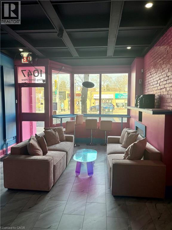 1047 King Street W, Hamilton, Ontario L8S 1L6 - Photo 2 - 40789656