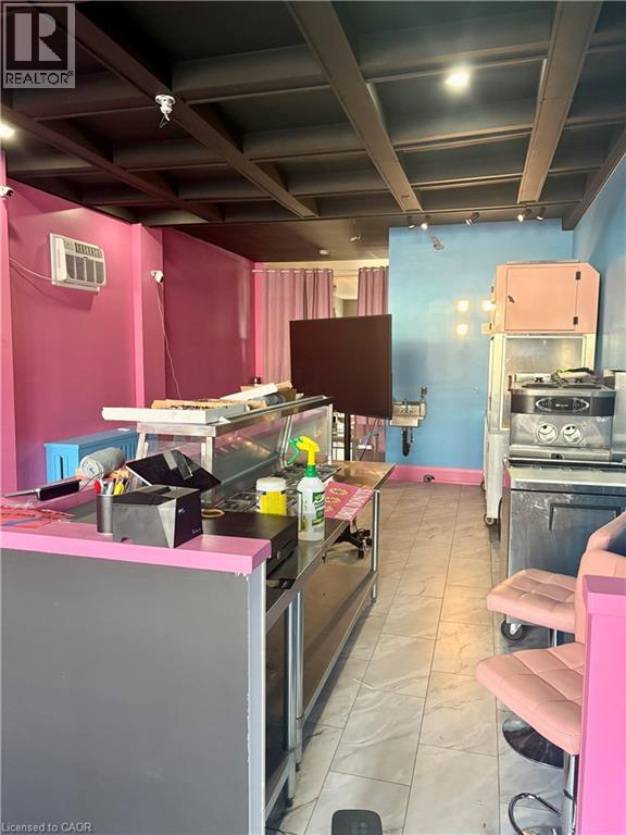 1047 King Street W, Hamilton, Ontario L8S 1L6 - Photo 7 - 40789656