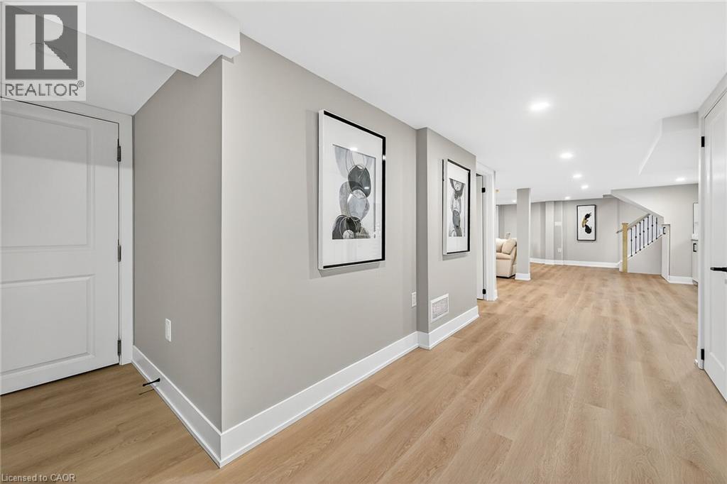 26 Martin Road, Hamilton, Ontario  L8K 3N1 - Photo 48 - 40789631