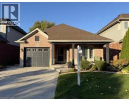 144 SUMNER Crescent, Grimsby, Ontario