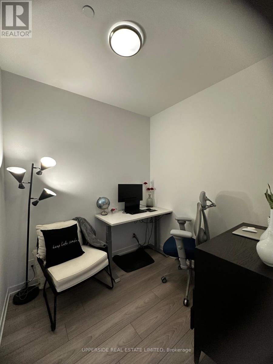 428 - 285 Dufferin Street, Toronto, Ontario  M6K 1E6 - Photo 13 - W12563446