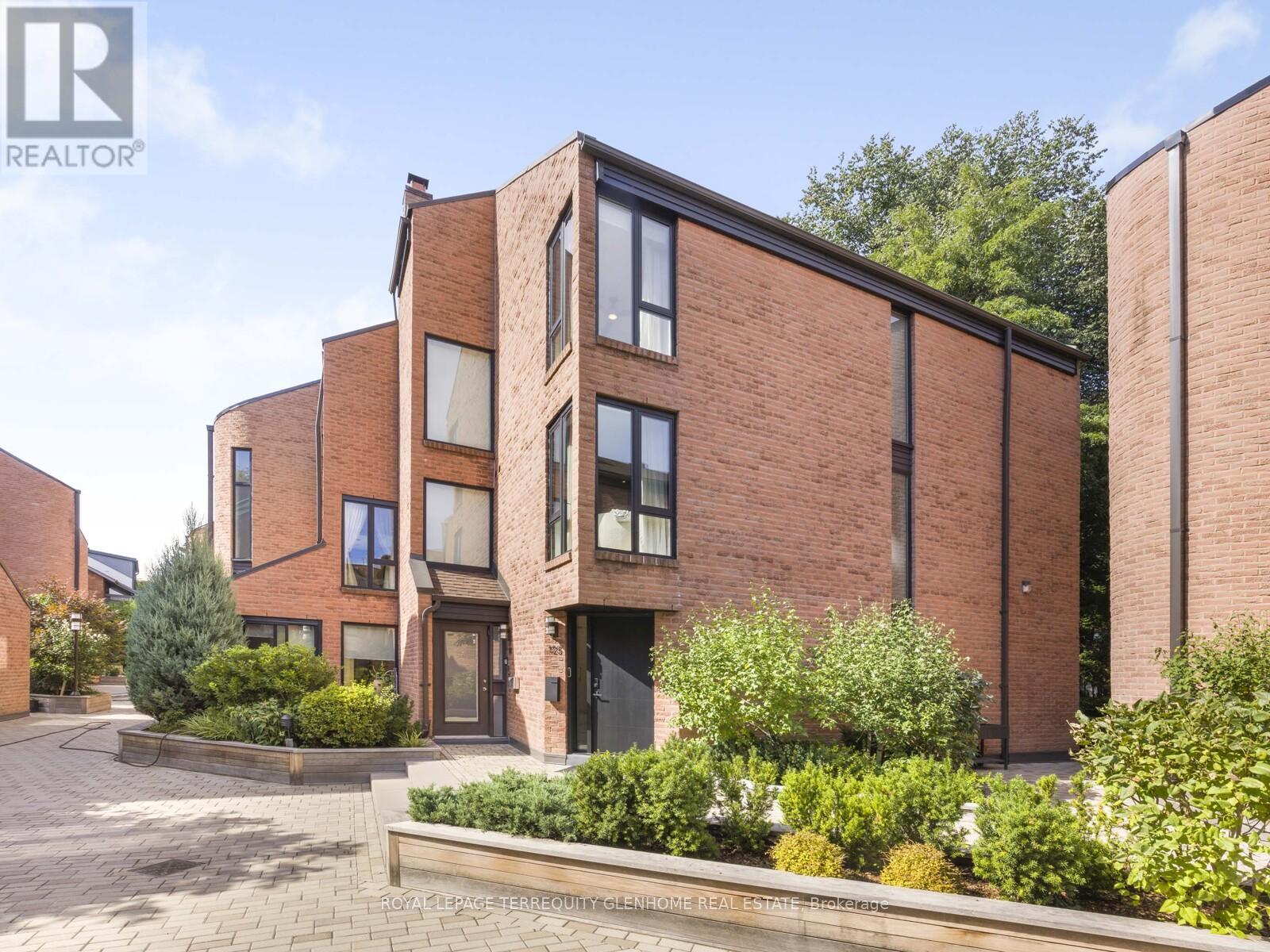 125 - 10 Walker Avenue, Toronto, Ontario  M4V 1G2 - Photo 2 - C12447440