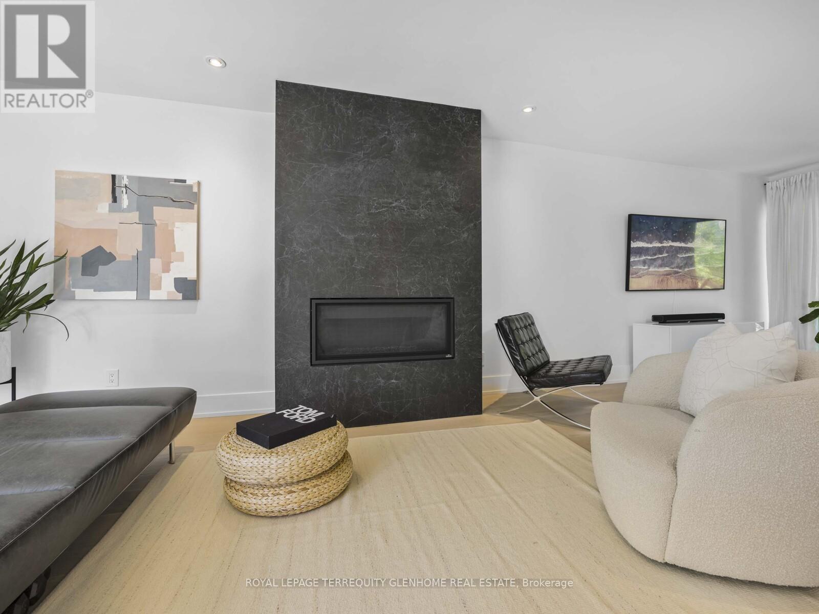 125 - 10 Walker Avenue, Toronto, Ontario  M4V 1G2 - Photo 11 - C12447440