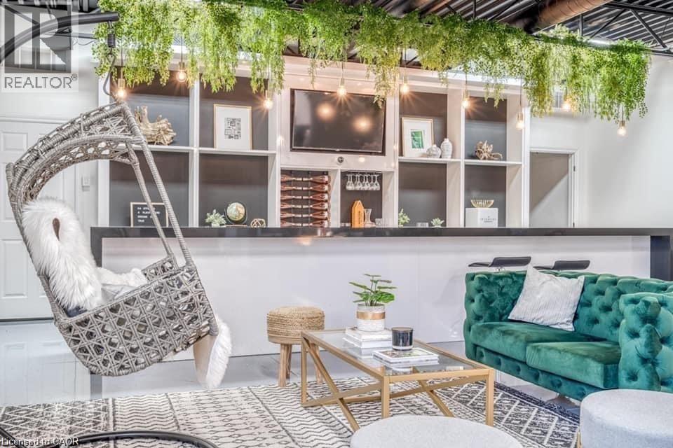 577 Burlington Street E, Hamilton, Ontario  L8L 4J5 - Photo 4 - 40776652