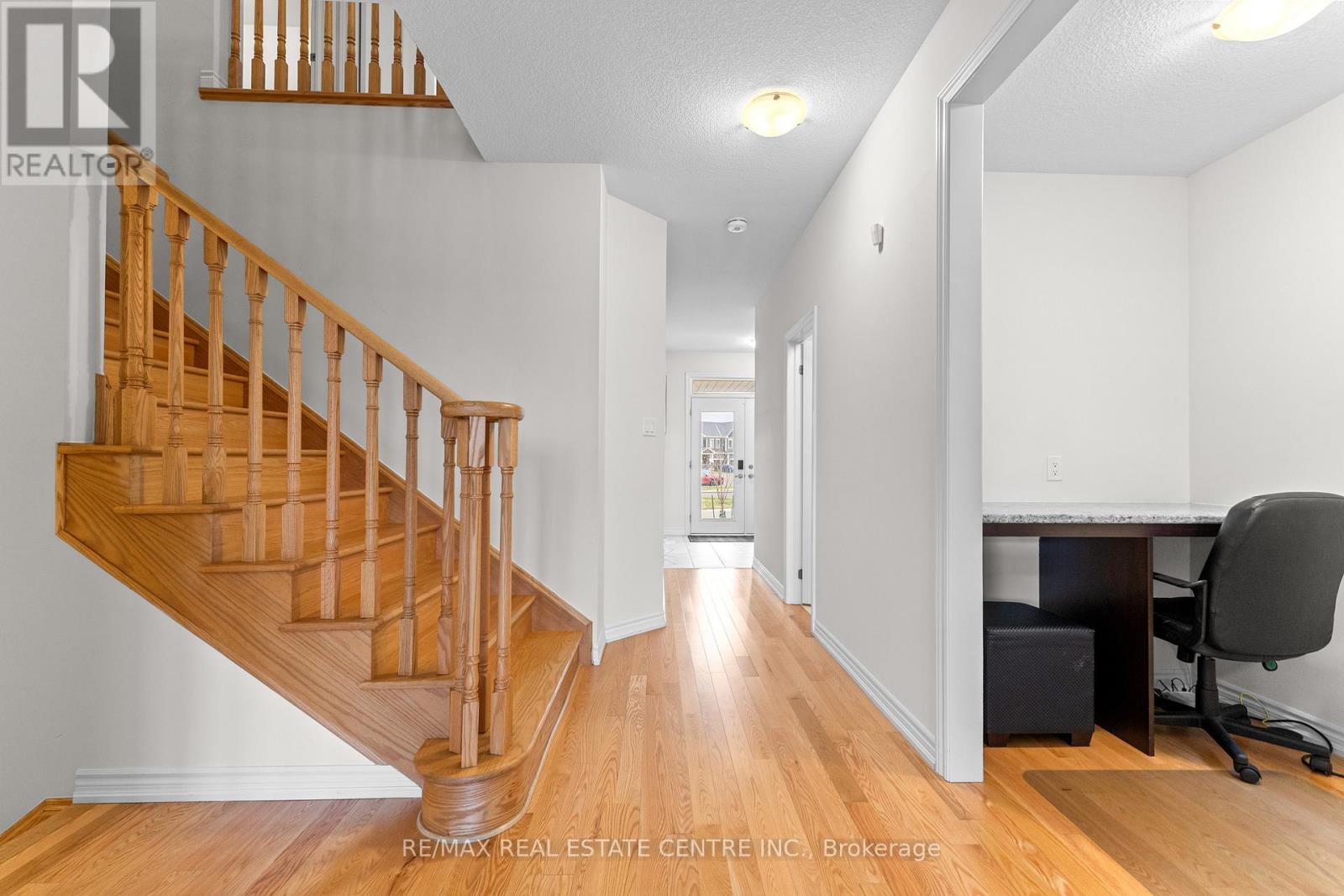 22 Peach Street, Thorold, Ontario  L2E 6S4 - Photo 11 - X12563396