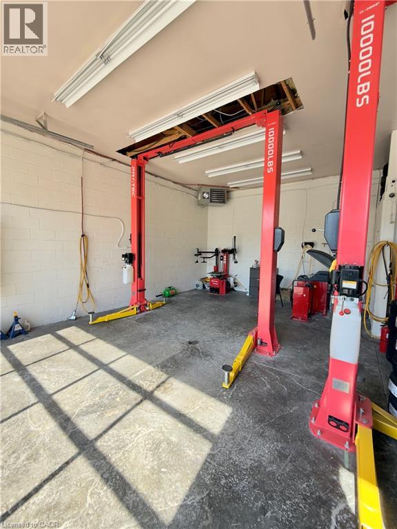 577 Burlington Street E, Hamilton, Ontario  L8L 4J5 - Photo 8 - 40776652