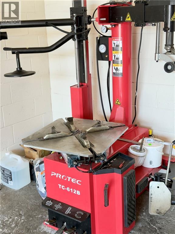 577 Burlington Street E, Hamilton, Ontario  L8L 4J5 - Photo 9 - 40776652