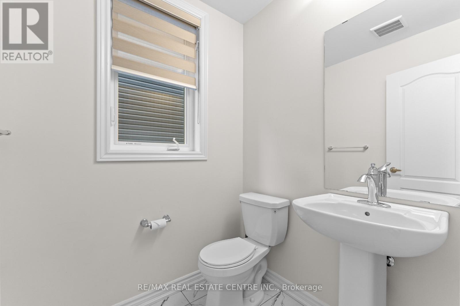 22 Peach Street, Thorold, Ontario  L2E 6S4 - Photo 13 - X12563396