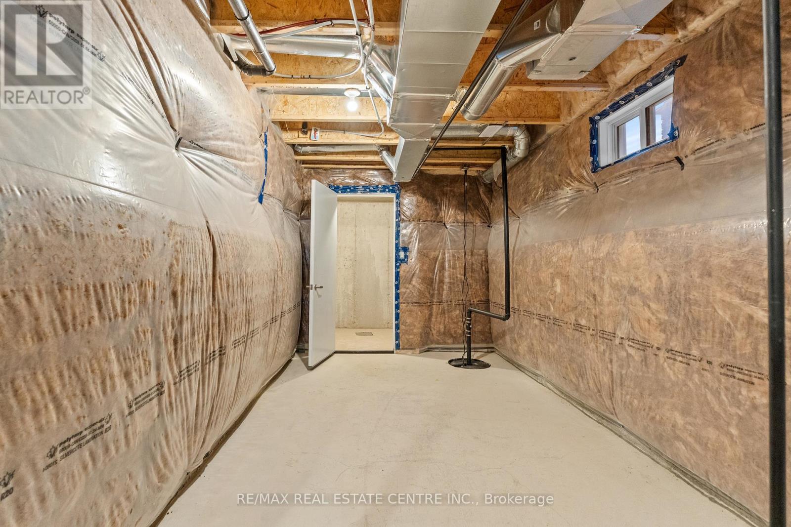 22 Peach Street, Thorold, Ontario  L2E 6S4 - Photo 29 - X12563396