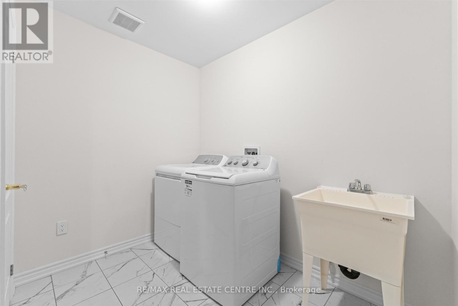 22 Peach Street, Thorold, Ontario  L2E 6S4 - Photo 25 - X12563396