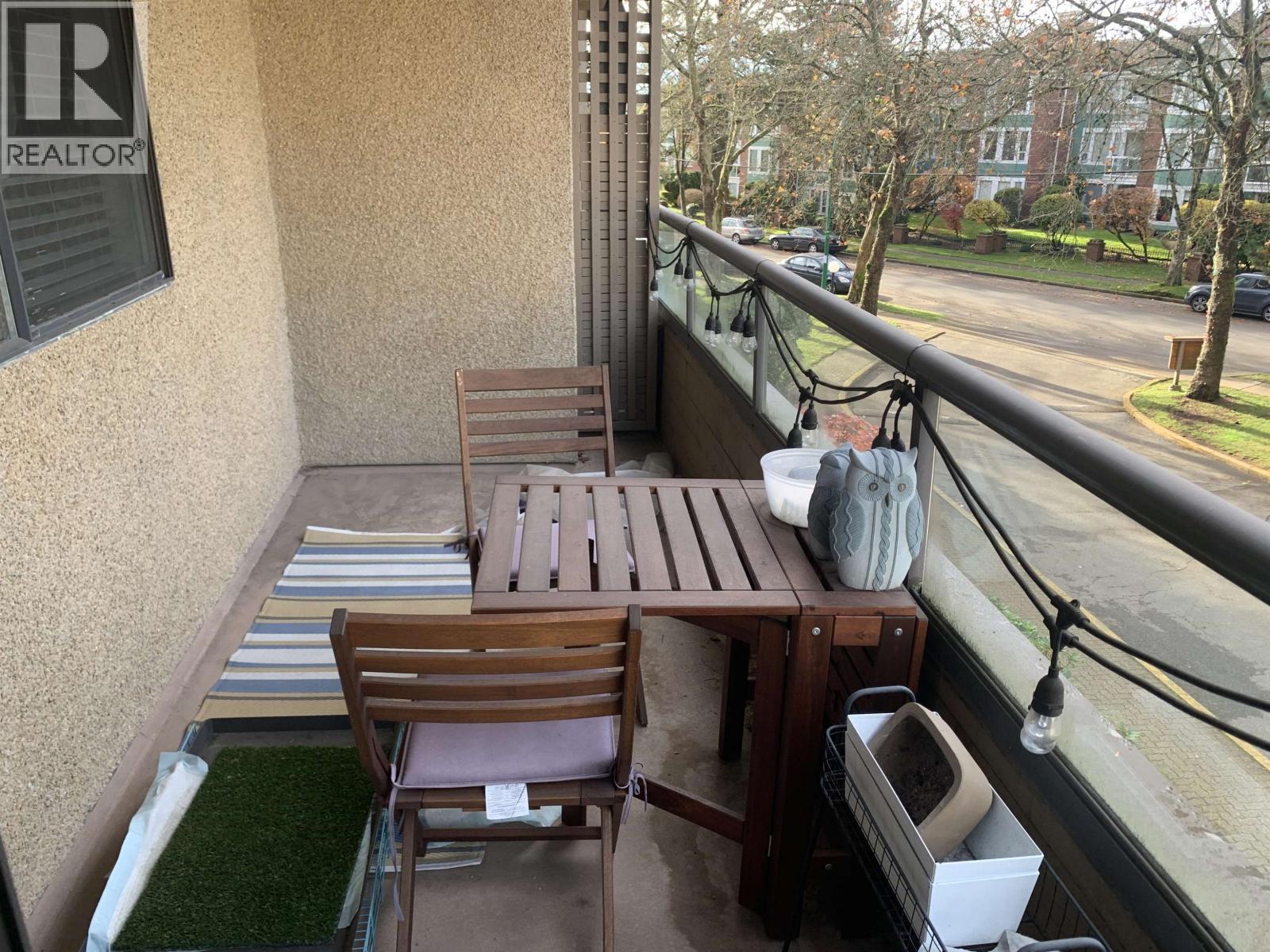 202 1750 Augusta Avenue, Burnaby, British Columbia  V5A 2V6 - Photo 13 - R3067957