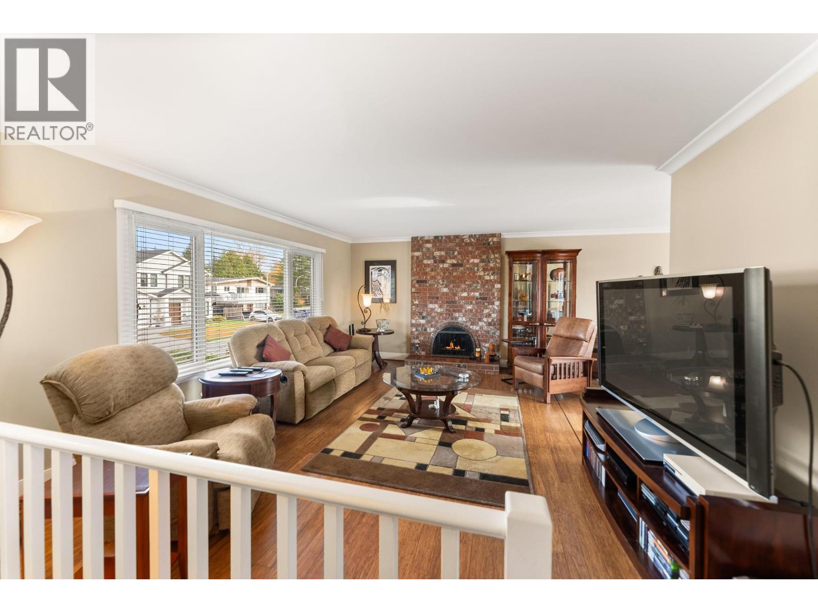 3360 Springthorne Crescent, Richmond, British Columbia  V7E 1Z7 - Photo 4 - R3068933