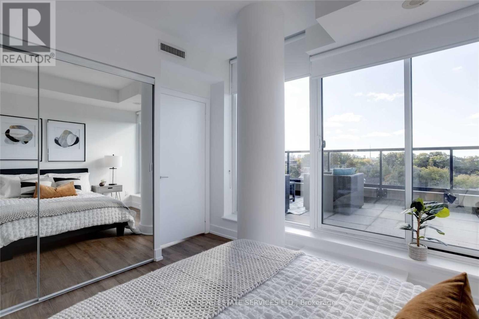 802 - 170 Chiltern Hill Road, Toronto, Ontario  M6C 0A9 - Photo 14 - C12554036