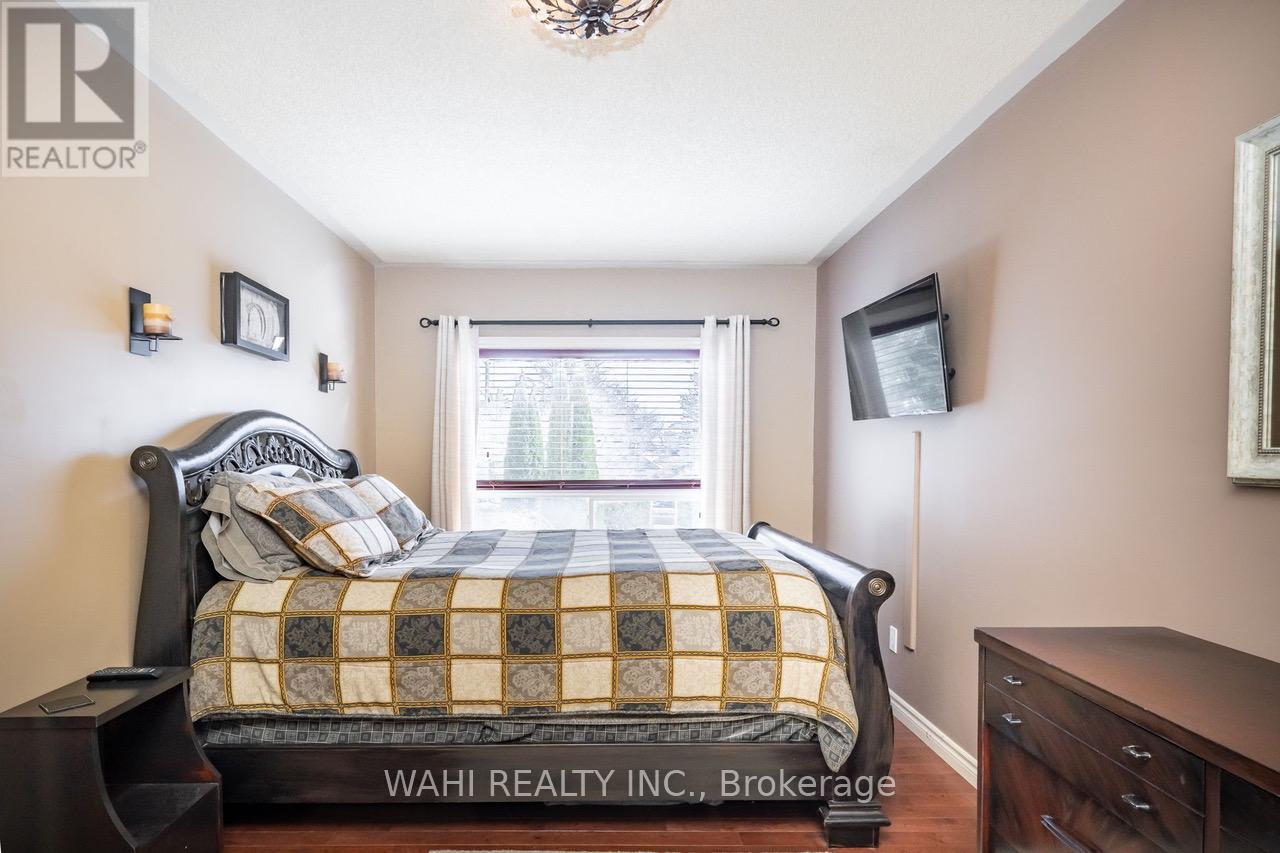 1336 Maple Road, Innisfil, Ontario  L0L 1C0 - Photo 6 - N12563956