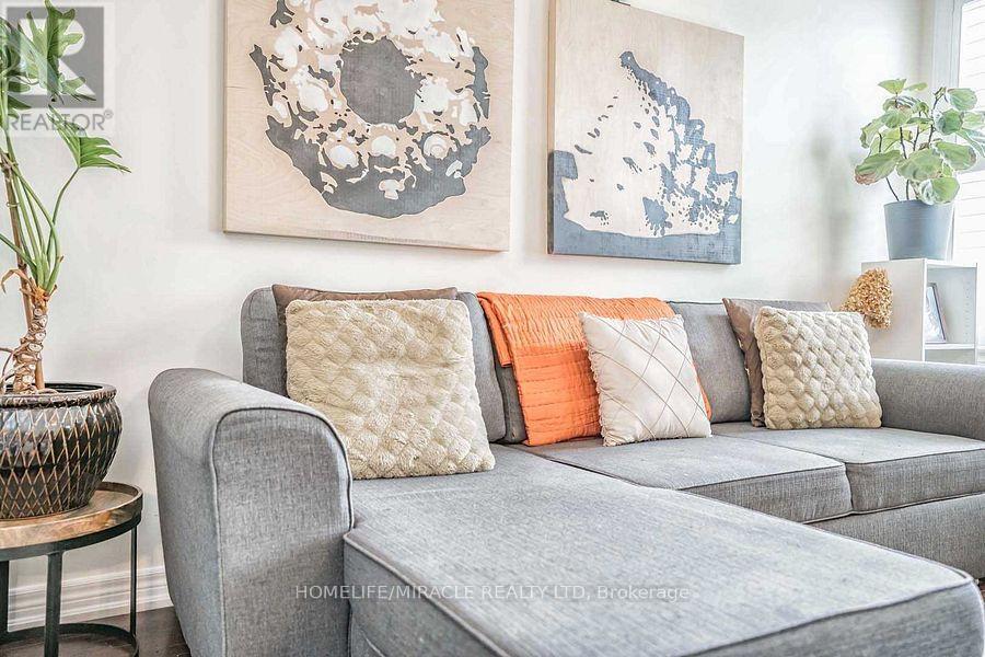 273 Riverlands Avenue, Markham, Ontario  L6B 0V9 - Photo 12 - N12416317