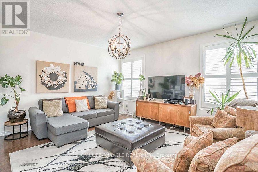 273 Riverlands Avenue, Markham, Ontario  L6B 0V9 - Photo 11 - N12416317