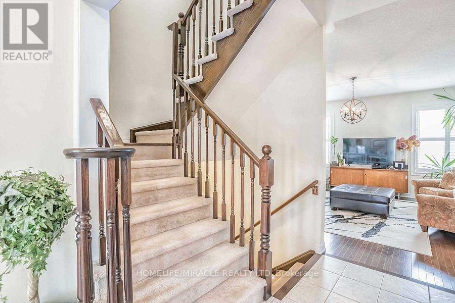 273 Riverlands Avenue, Markham, Ontario  L6B 0V9 - Photo 15 - N12416317