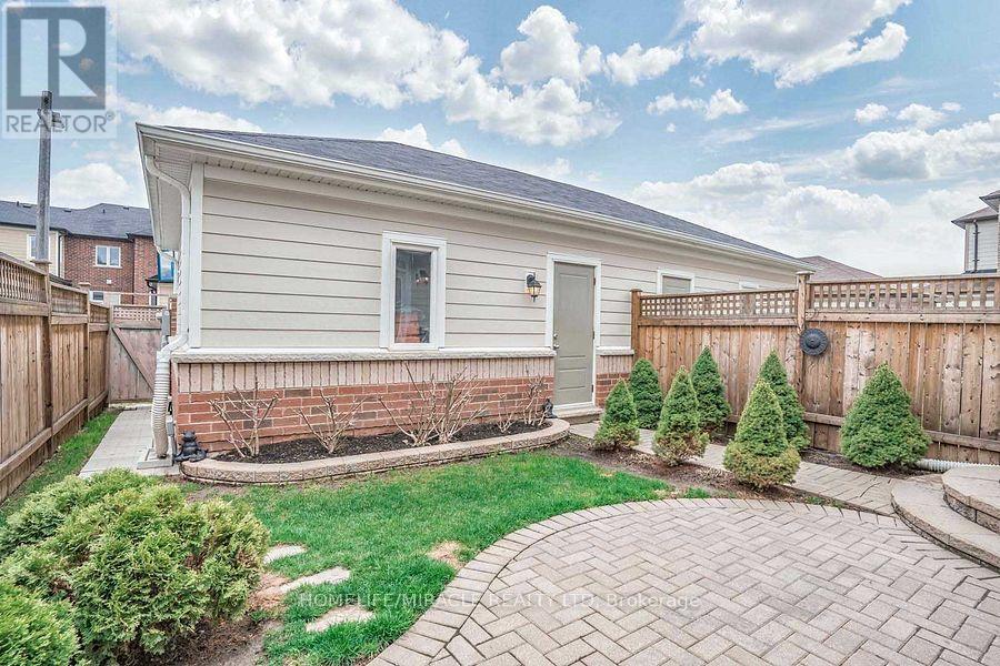 273 Riverlands Avenue, Markham, Ontario  L6B 0V9 - Photo 33 - N12416317