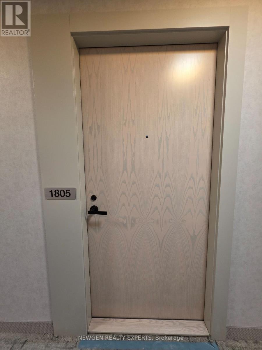 1805 - 8 Interchange Way, Vaughan, Ontario  L4K 5Z7 - Photo 2 - N12562380