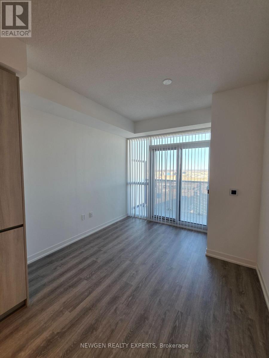 1805 - 8 Interchange Way, Vaughan, Ontario  L4K 5Z7 - Photo 6 - N12562380