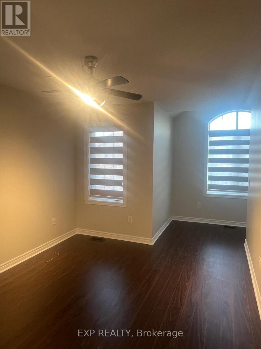 Upper - 10 Dufay Road, Brampton, Ontario  L7A 0B5 - Photo 10 - W12559372