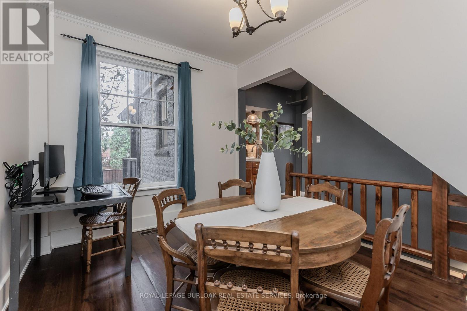 2154 Caroline Street, Burlington, Ontario  L7R 1M1 - Photo 20 - W12563564