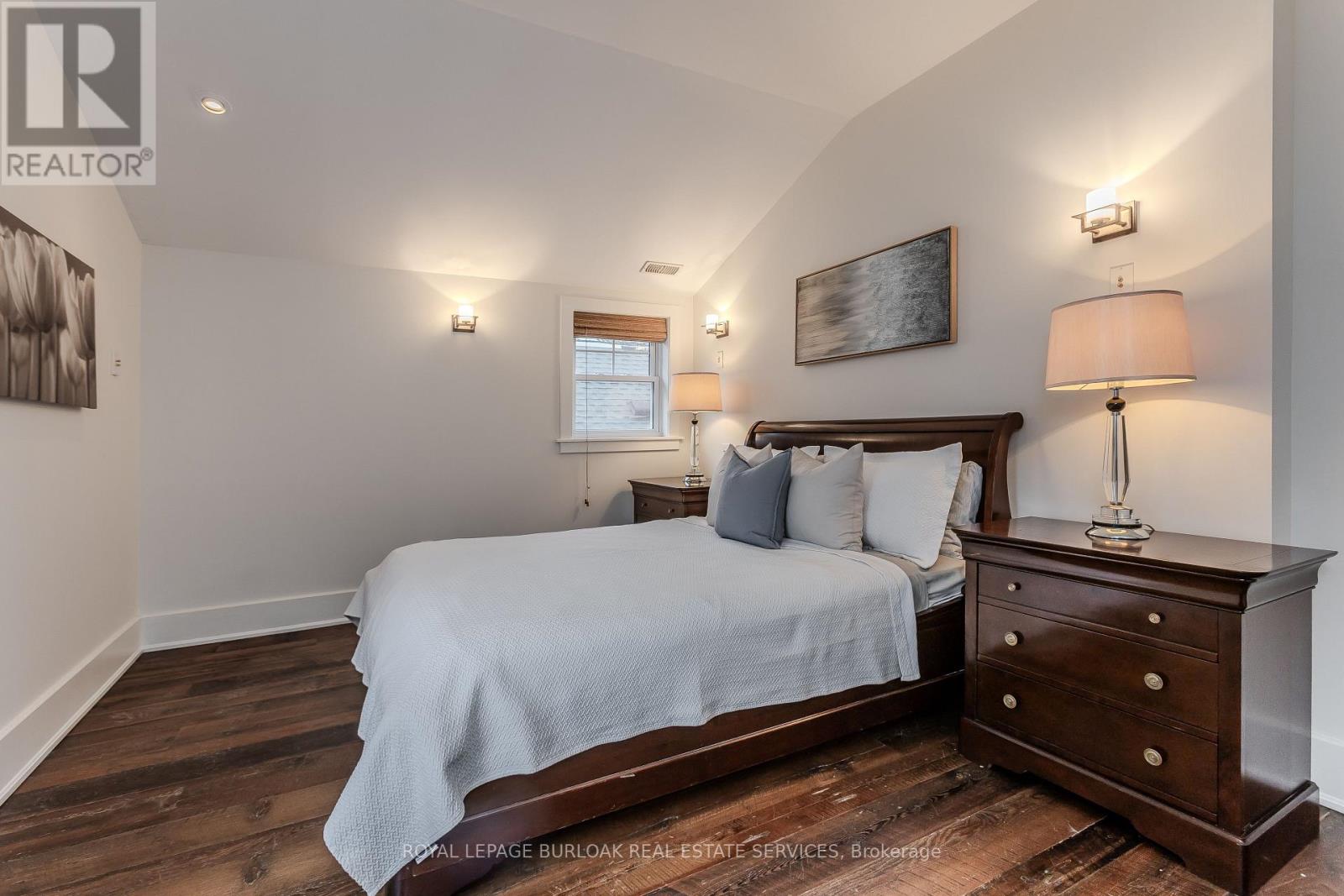 2154 Caroline Street, Burlington, Ontario  L7R 1M1 - Photo 22 - W12563564