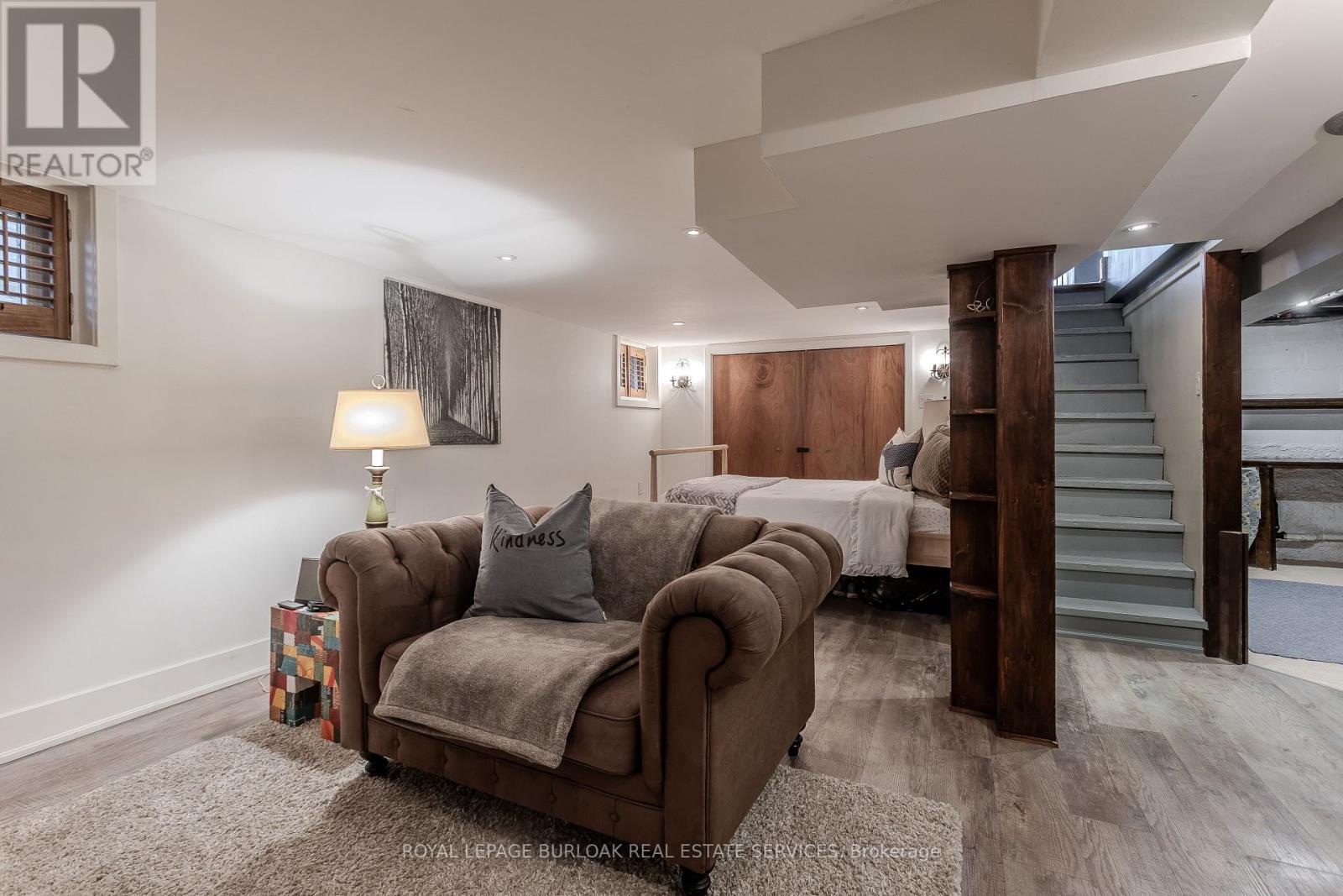 2154 Caroline Street, Burlington, Ontario  L7R 1M1 - Photo 28 - W12563564