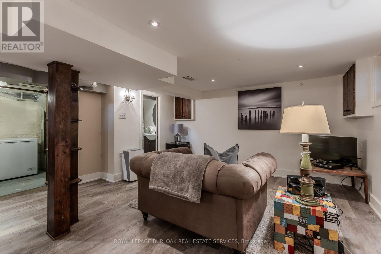 2154 Caroline Street, Burlington, Ontario  L7R 1M1 - Photo 29 - W12563564