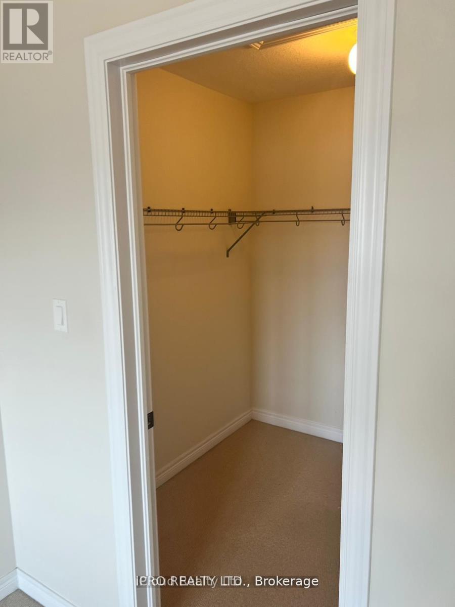 179 Law Drive, Guelph, Ontario  N1E 7J7 - Photo 22 - X12558072