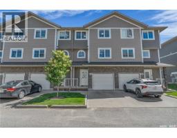 103 212 Willis CRESCENT Stonebridge