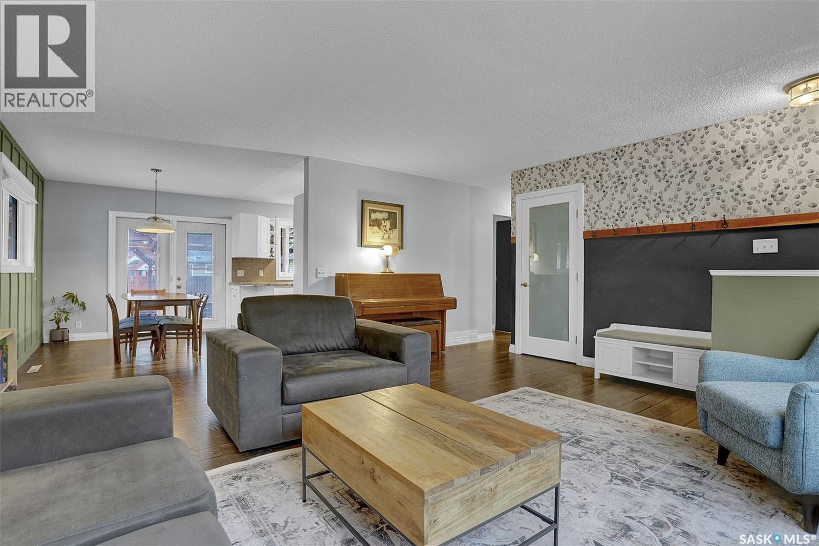 25 Haultain Crescent, Regina, Saskatchewan  S4S 4B4 - Photo 3 - SK024338