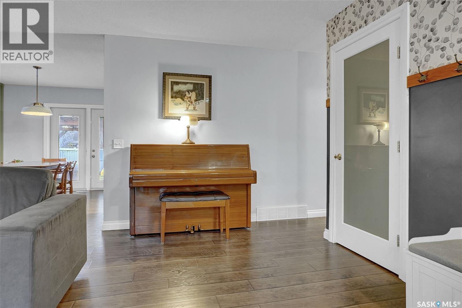 25 Haultain Crescent, Regina, Saskatchewan  S4S 4B4 - Photo 9 - SK024338