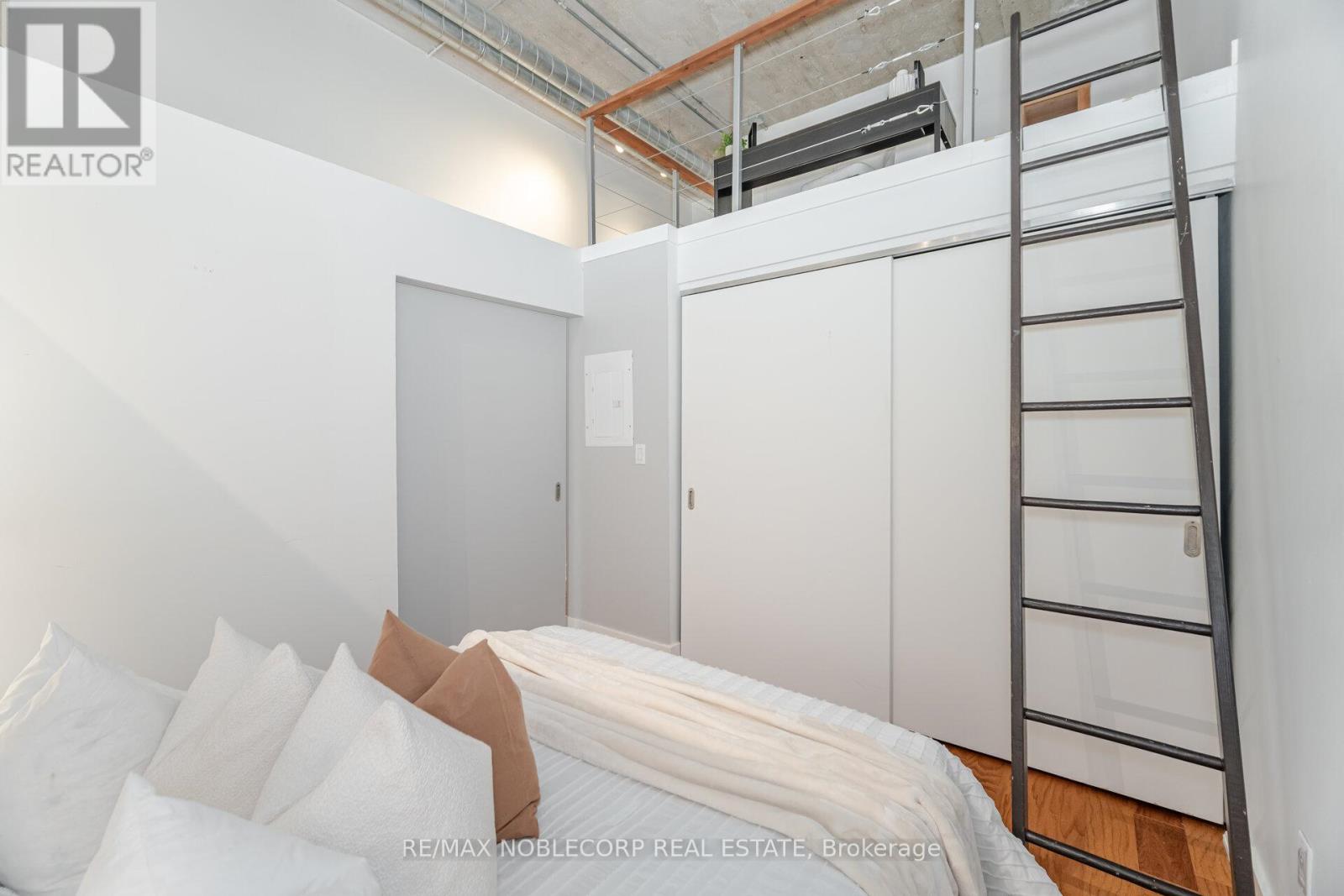 228 - 637 Lake Shore Boulevard W, Toronto, Ontario M5V 3J6 - Photo 18 - C12563486