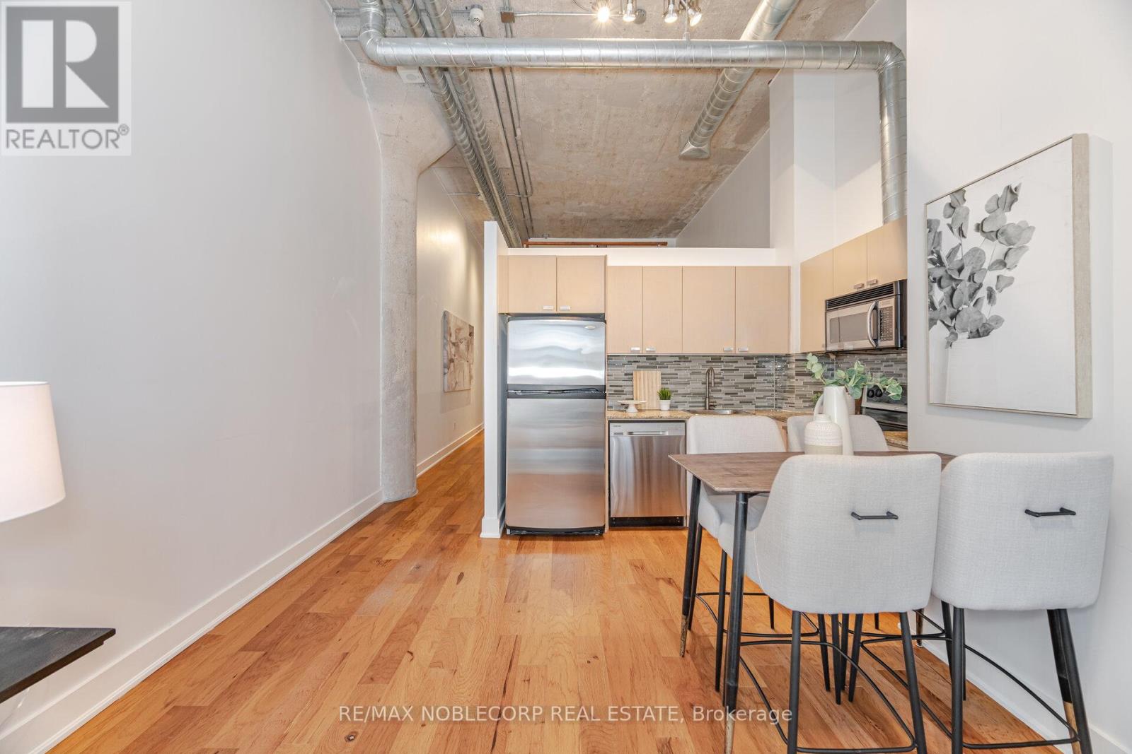 228 - 637 Lake Shore Boulevard W, Toronto, Ontario M5V 3J6 - Photo 5 - C12563486