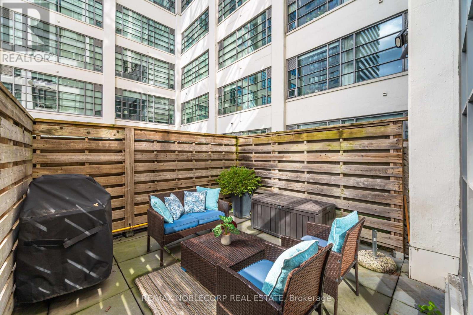 228 - 637 Lake Shore Boulevard W, Toronto, Ontario M5V 3J6 - Photo 26 - C12563486