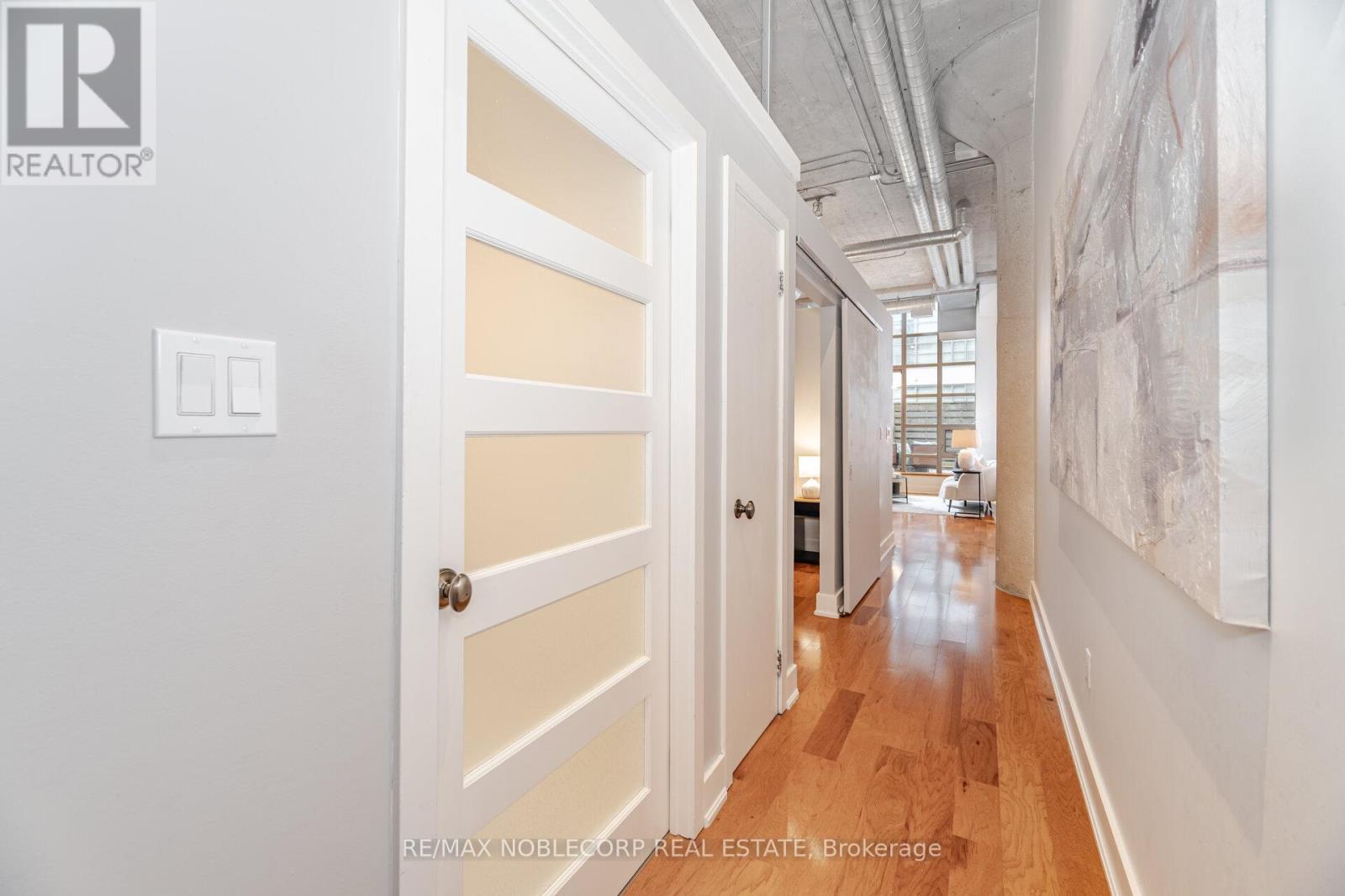 228 - 637 Lake Shore Boulevard W, Toronto, Ontario M5V 3J6 - Photo 4 - C12563486