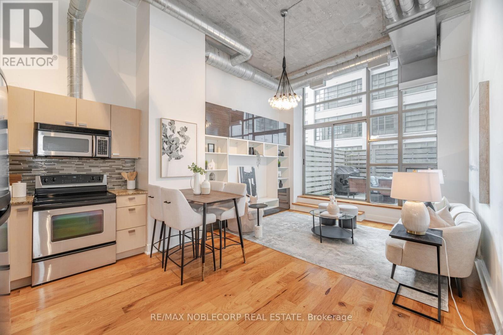 228 - 637 Lake Shore Boulevard W, Toronto, Ontario M5V 3J6 - Photo 6 - C12563486