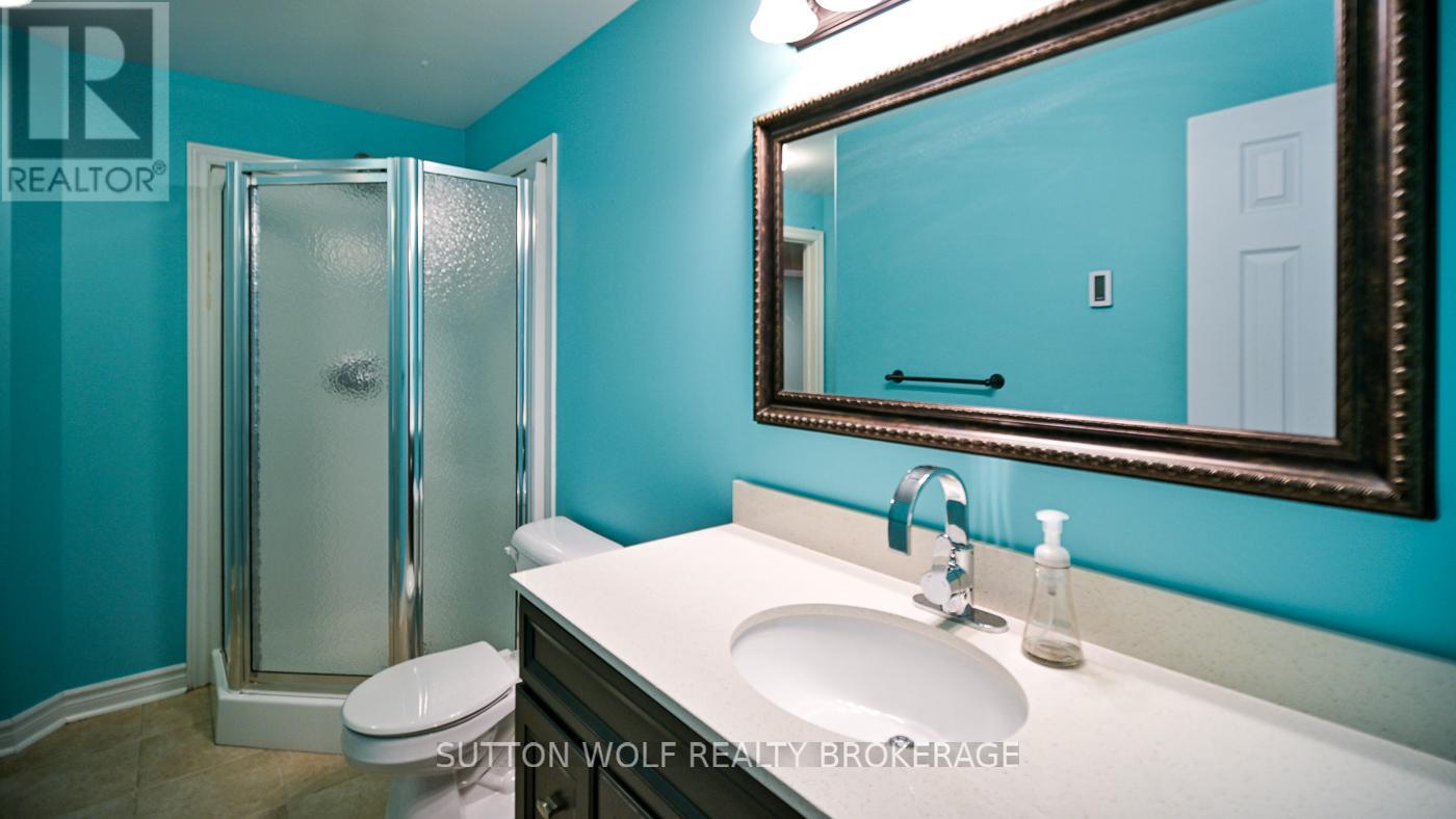 501 Darcy Drive, Strathroy-Caradoc, Ontario N7G 4K9 - Photo 28 - X12551348